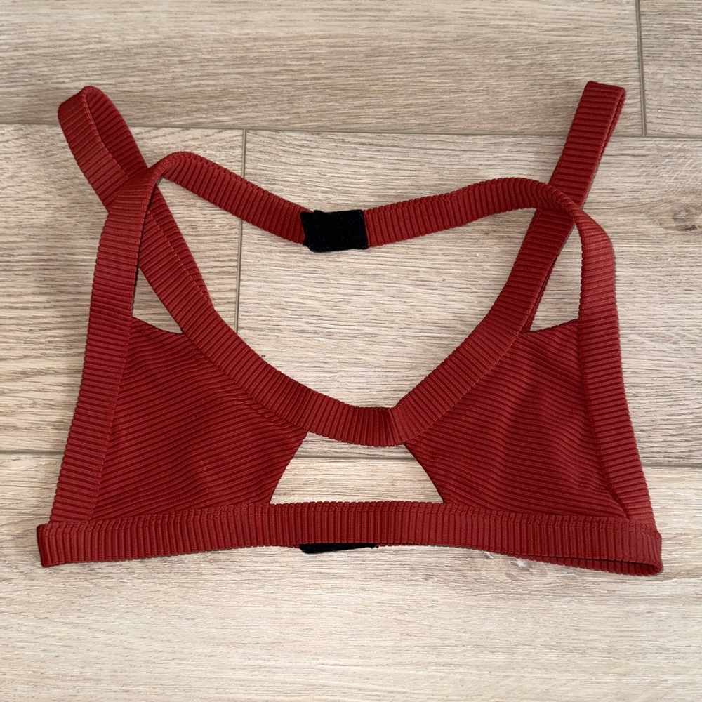 Indah Ribbed Bikini - Picture 2 of 10
